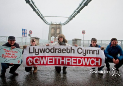 Cloriannu Cymdeithasiaeth: Syniadaeth wleidyddol Cymdeithas yr Iaith Gymraeg (Evaluating 'Cymdeithasiaeth': the political ideas of Cymdeithas yr Iaith Gymraeg)